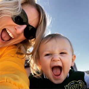 Meet your Posher, Jennifer